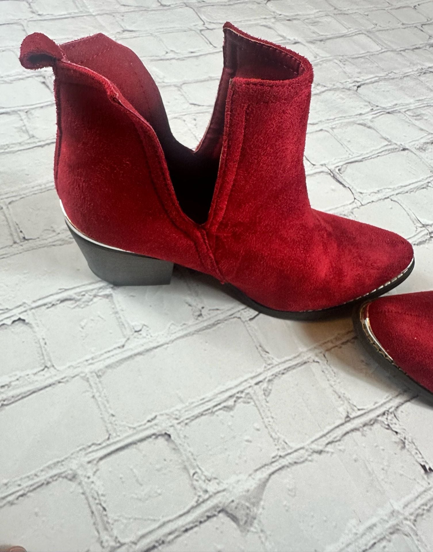 Journee Collection Issla Side Slit Block Heel Western Booties — image 7 of 8